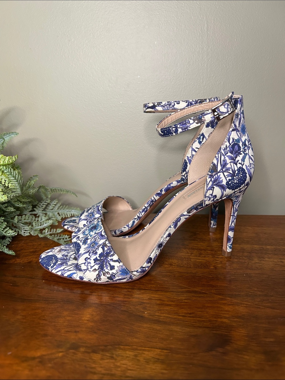 Blue and White Floral Ankle-Strap Heels *Like New* - Picture 2 of 6